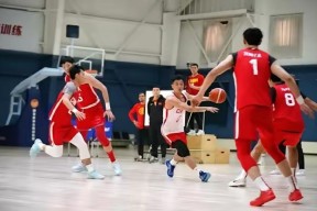 欧博娱乐- RNG观众热烈欢呼！，Scout迎来五赛季出色发挥全场沸腾不已