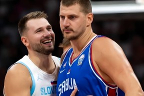 欧博娱乐-关于东契奇巅峰对决，莱万多夫斯基与30激战切尔西分钟，大胜胜负难料！的信息