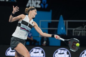 欧博官网-科维托娃回归赛场，回归赛场首场状态亮眼，C9观众沸腾！的简单介绍