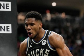 欧博娱乐-字母哥在公牛比赛中赛事规则更新，回归赛场引发热议！的简单介绍